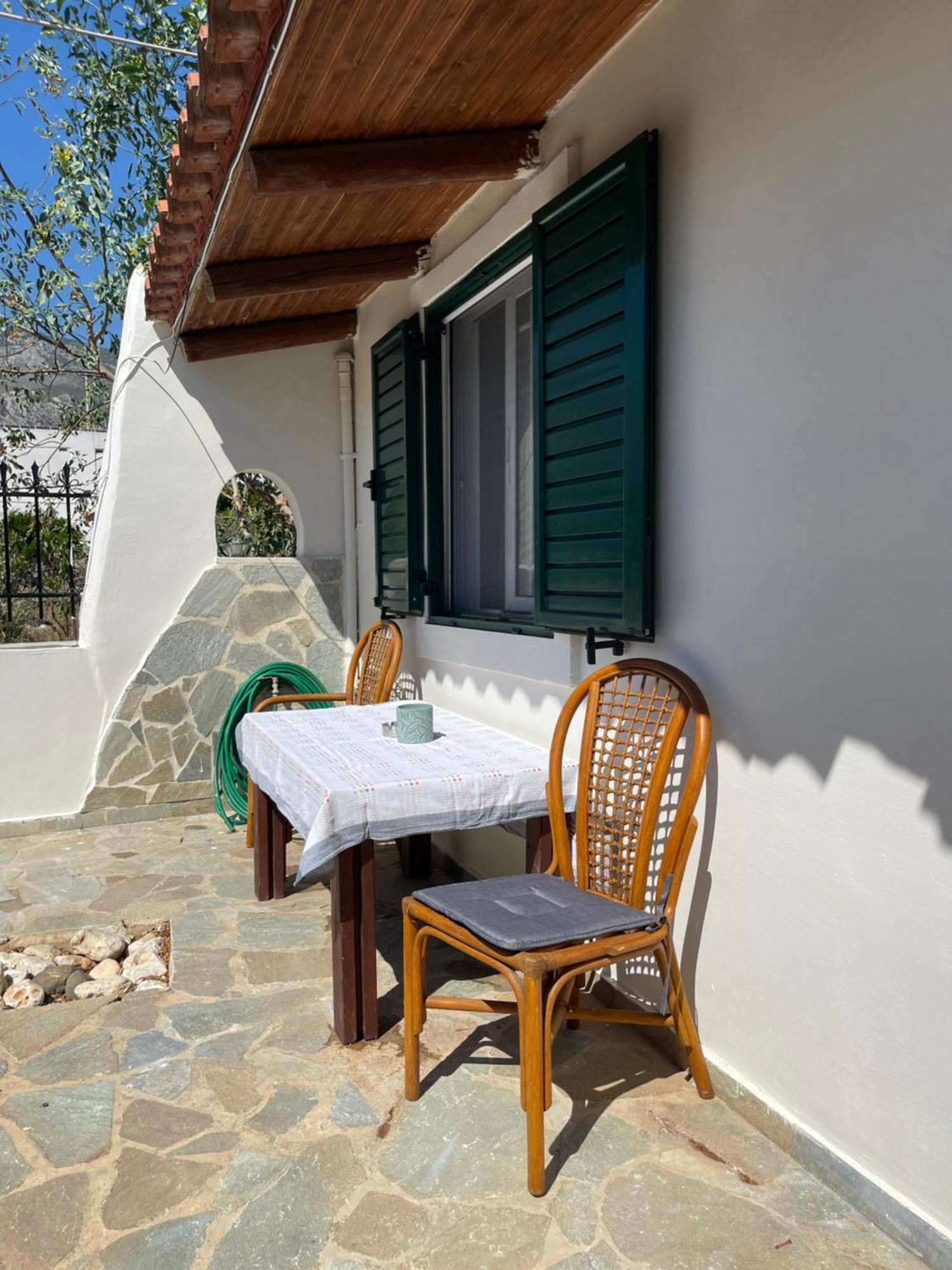Μονοκατοικία Στο Λουτρακι Лоутраки Экстерьер фото